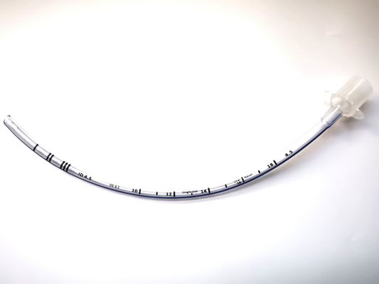 Intubation endotrachéale avec menottes médicales de 4,5 mm et tubes de taille