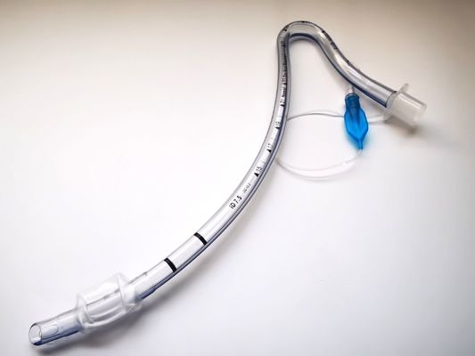 Intubation par tube endotrachéal nasal préformé en PVC 7,5 mm