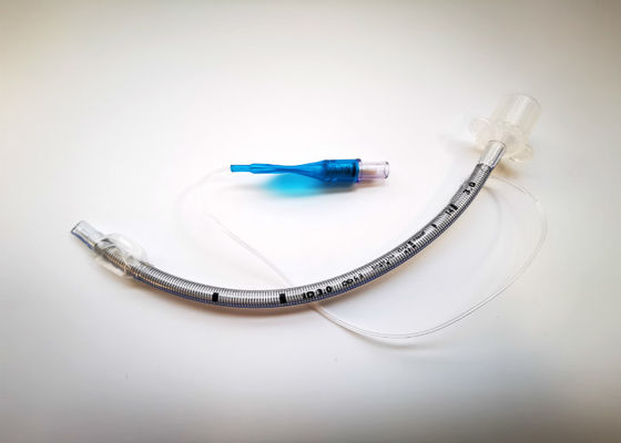 Tubes endotrachéales renforcées avec menottes