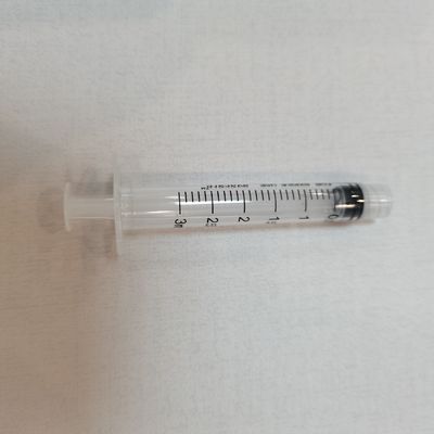 Seringues Luer Lock Concentriques stérilisées par EO Trois parties 3 ml pour injection